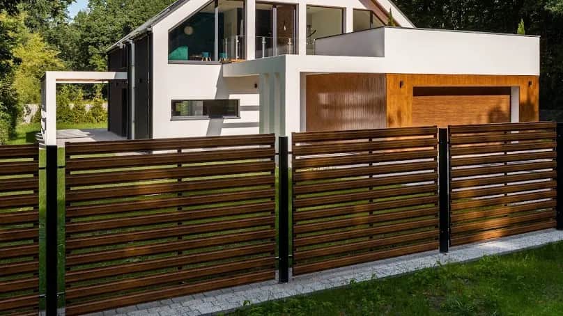 Z czego ogrodzenie - najlepsze materiały na trwałe i estetyczne ogrodzenia