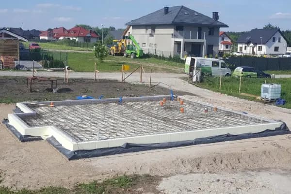 Płyta fundamentowa grzewcza: Zalety i wady nowoczesnego fundamentu