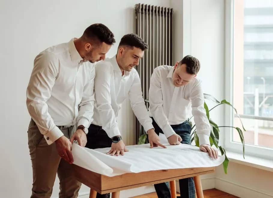 Jak dobrze zaplanować budowę domu, aby uniknąć problemów na każdym etapie?