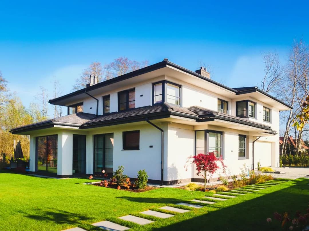 Ile kosztuje dom 200m²? Realne ceny budowy w Polsce